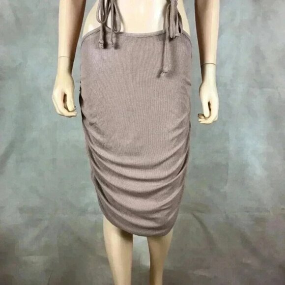 Cut-Out Waist Ruched Bodycon Dress NEW Size Large - Picture 4 of 11